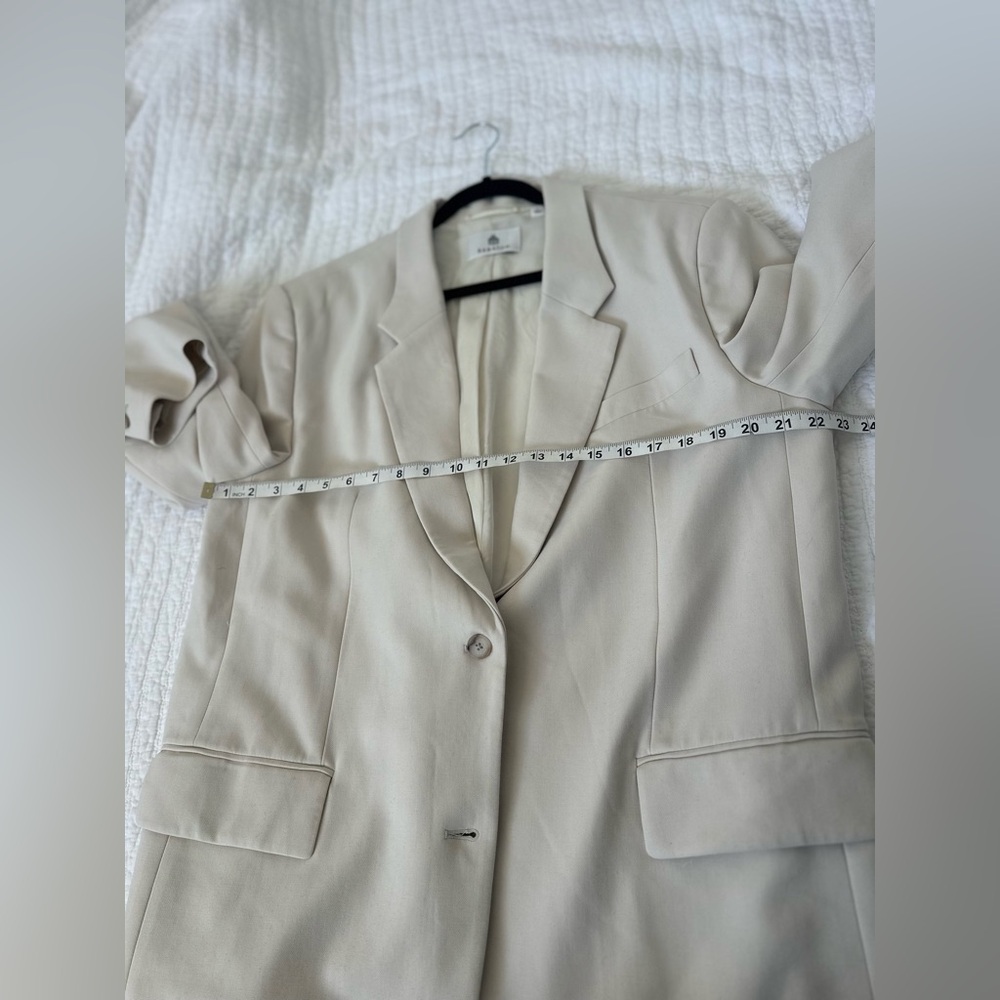Babaton Strategy Blazer- Matte Pearl - Picture 8 of 10